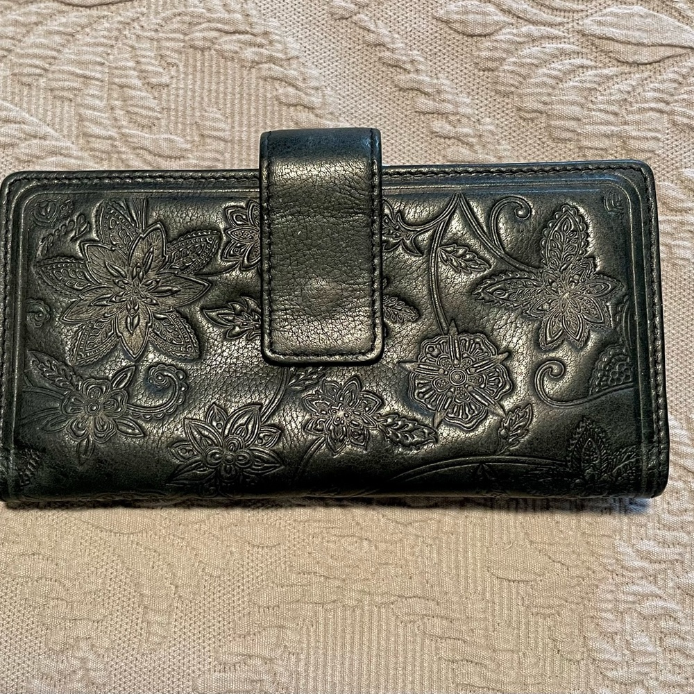 Black Fossil wallet